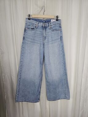 GAP Baggy Mid Rise Light Blue Wide Leg Jeans 25 / 0 SHORT Classic Basic Neutral